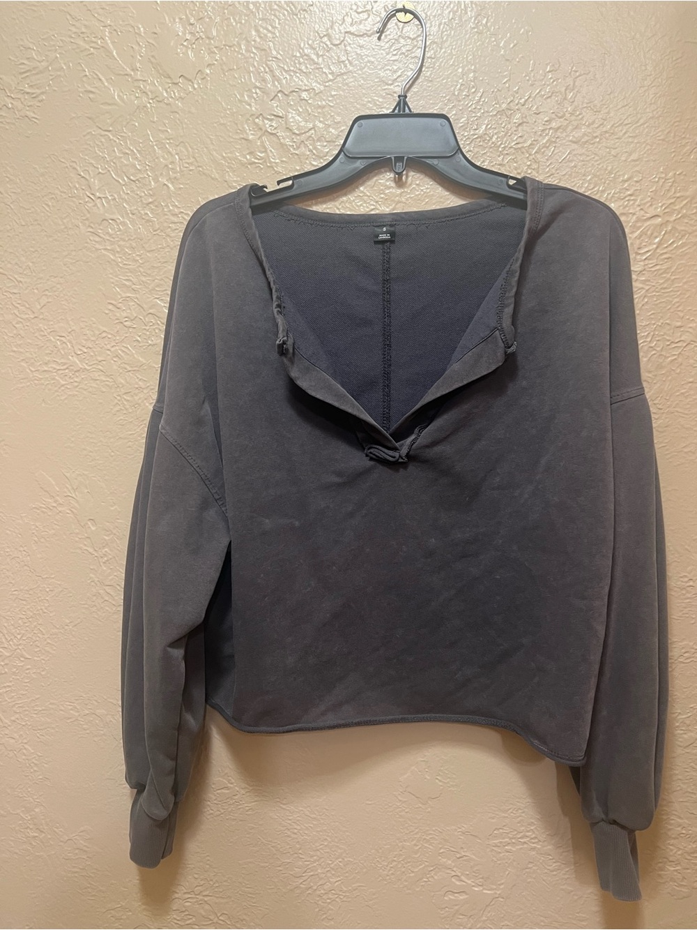 Dark Gray Raw Edge V-Neck Pullover Sweatshirt